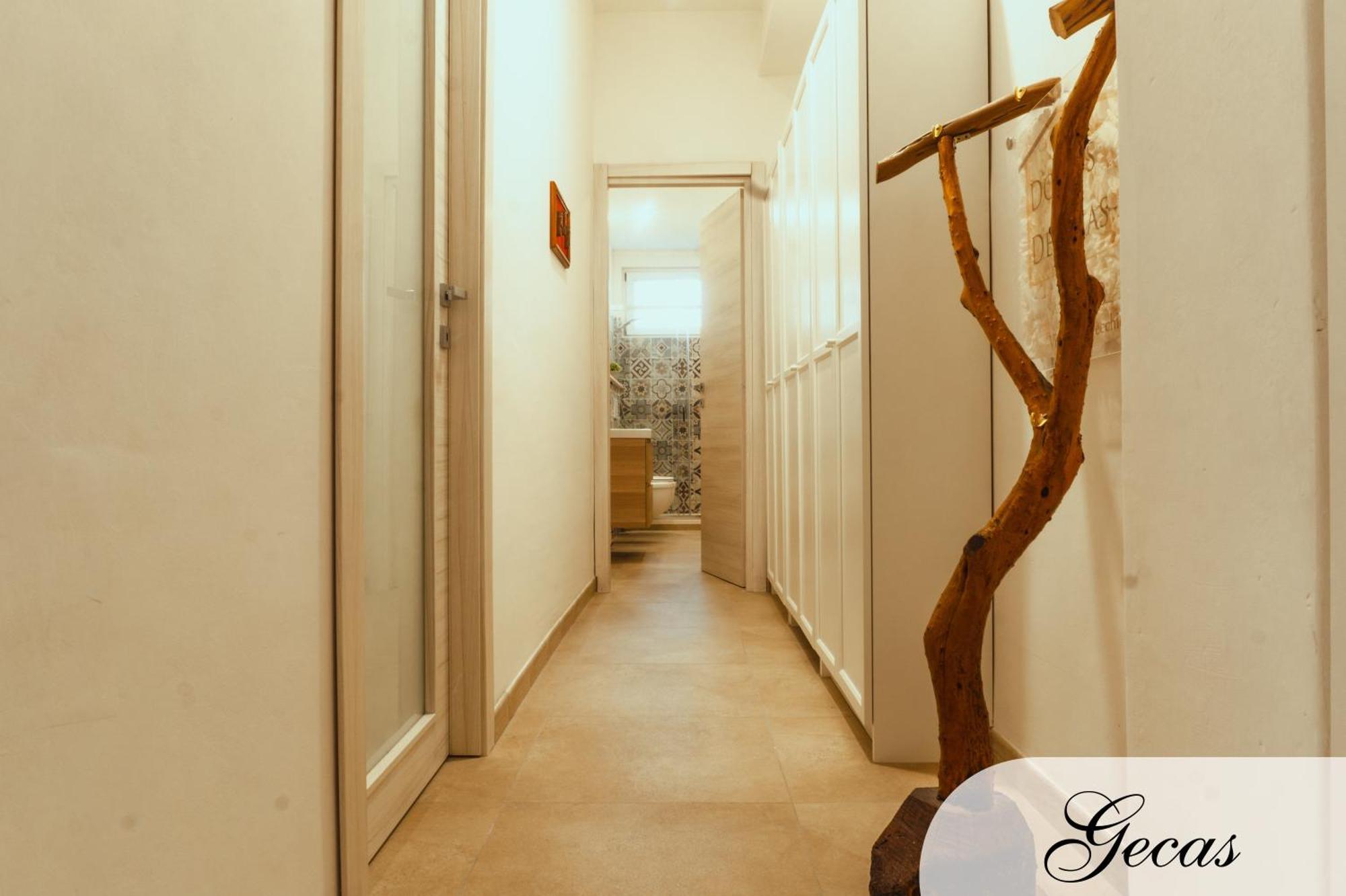קליארי Domus Deianas Apartments מראה חיצוני תמונה